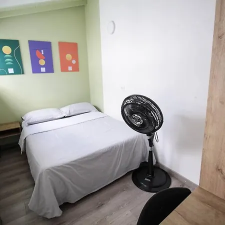 Hospedaje Privado Cerca A Provenza En El Poblado - M301 By Roots Rentals